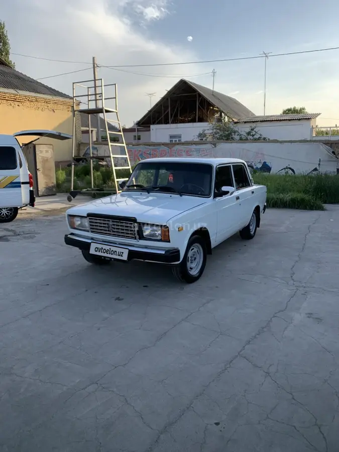 ВАЗ (Lada) 2107