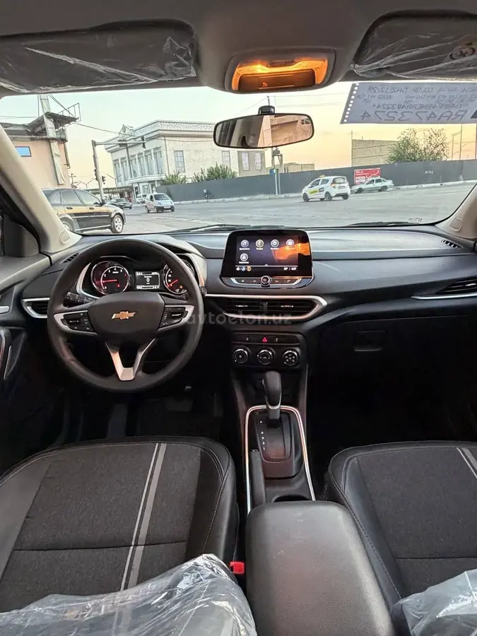 Chevrolet Tracker 2