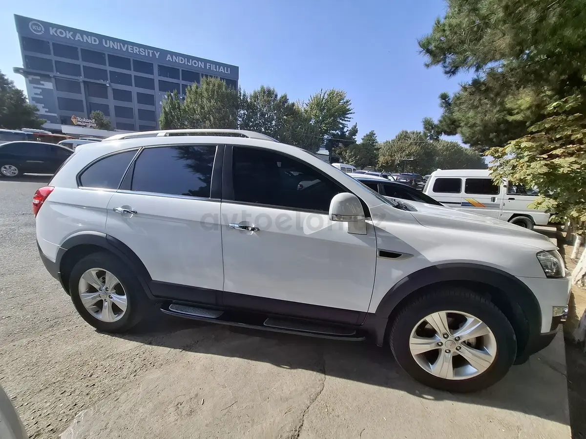 Chevrolet Captiva,  3 позиция