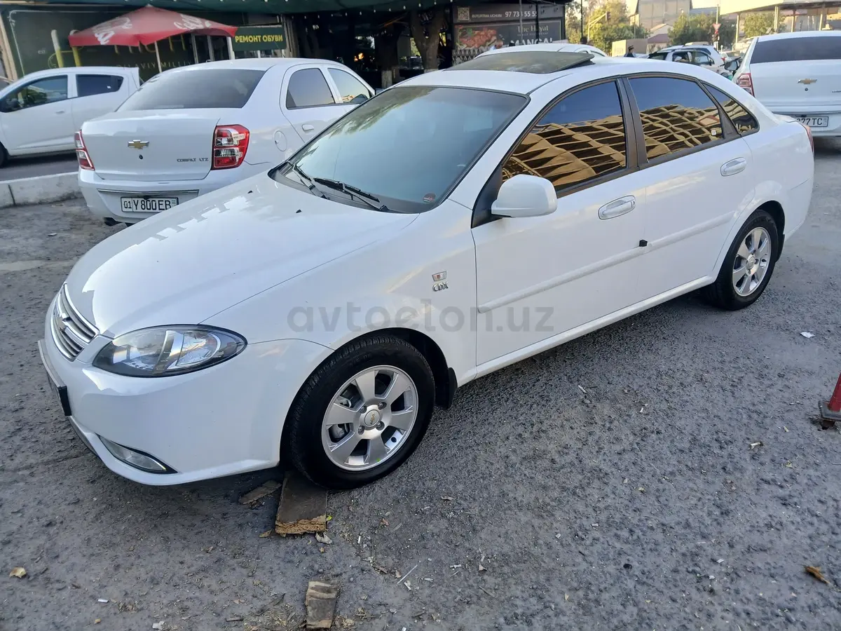 Chevrolet Gentra,  3 позиция