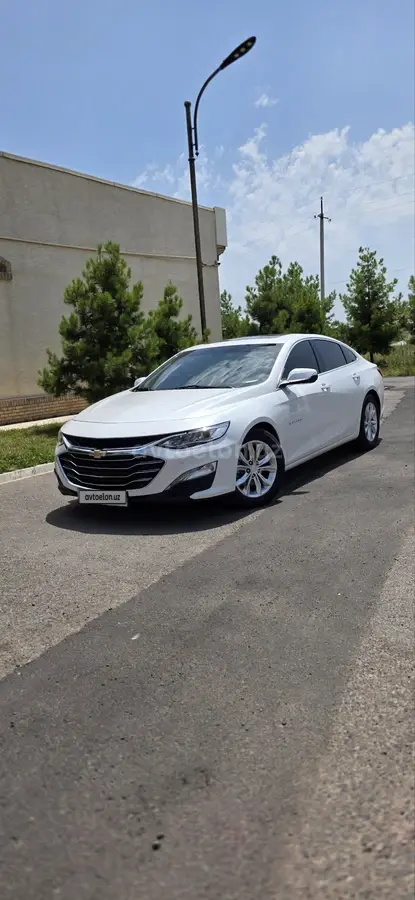 Chevrolet Malibu 2