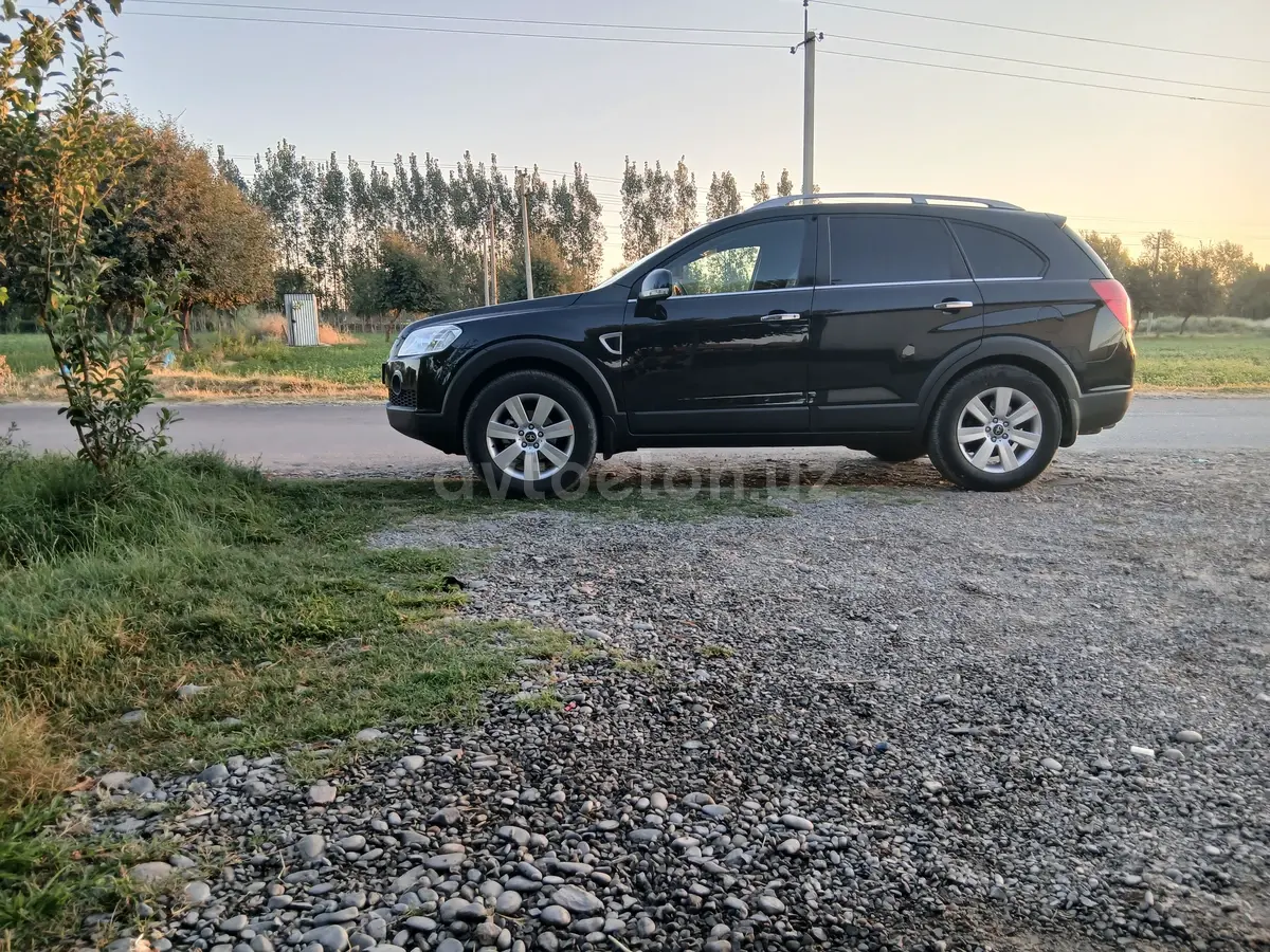 Chevrolet Captiva,  1 позиция