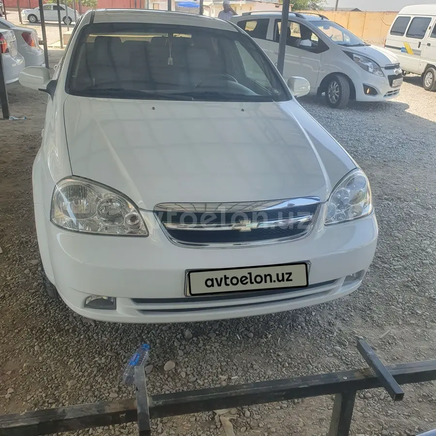 Chevrolet Lacetti,  3 позиция