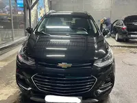 Черный Chevrolet Tracker, 3 позиция 2019 года, КПП Автомат, в Ташкент за 11 700 y.e. id7024484