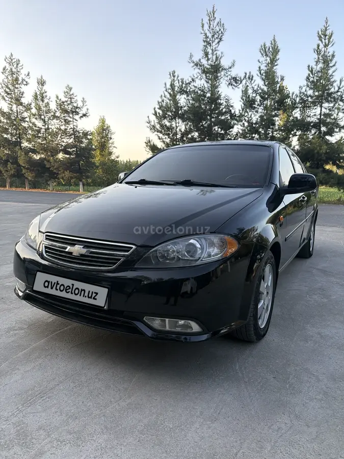 Chevrolet Gentra,  3 позиция