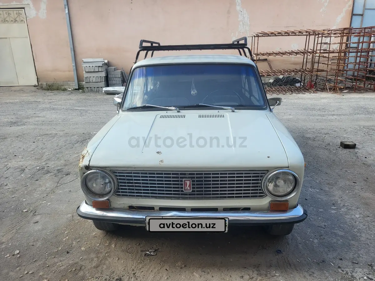ВАЗ (Lada) 21011