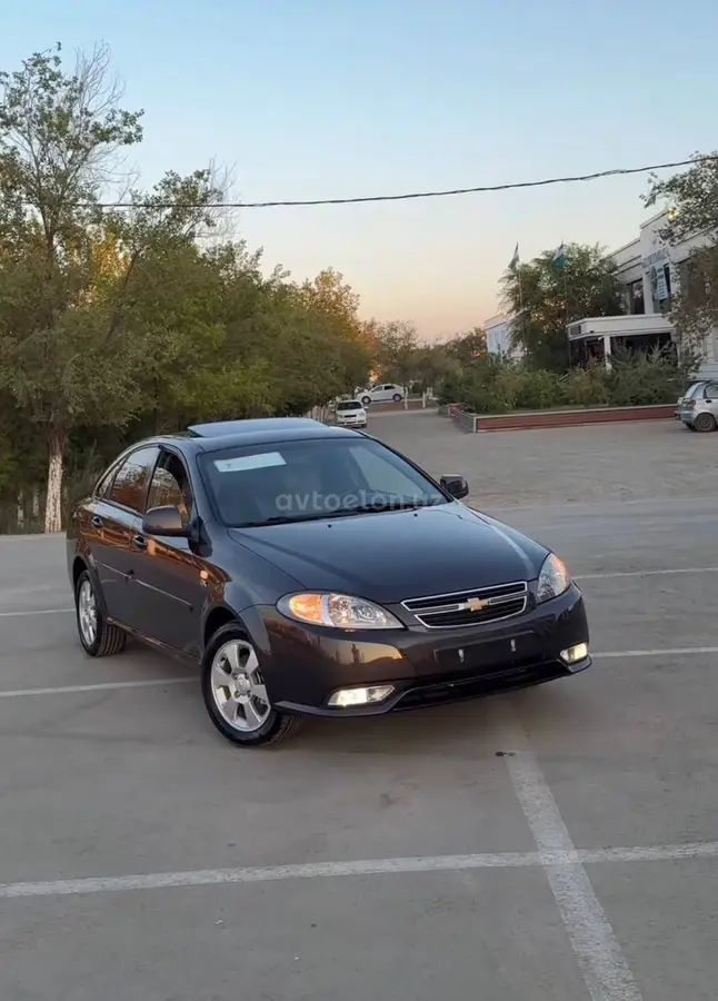 Chevrolet Gentra,  3 позиция