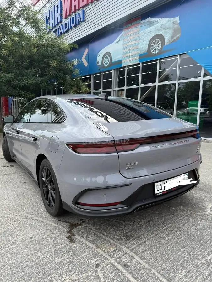 BYD Han EV