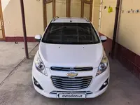 Белый Chevrolet Spark, 4 позиция 2021 года, КПП Автомат, в Бухара за 8 350 y.e. id7306120