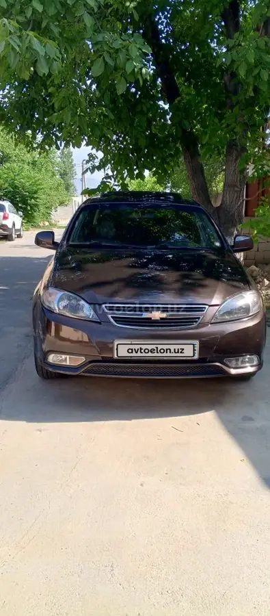 Chevrolet Gentra,  3 позиция