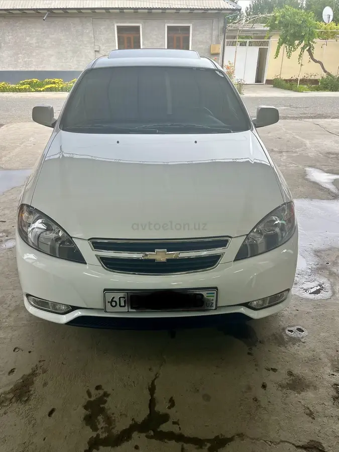Chevrolet Gentra,  3 позиция
