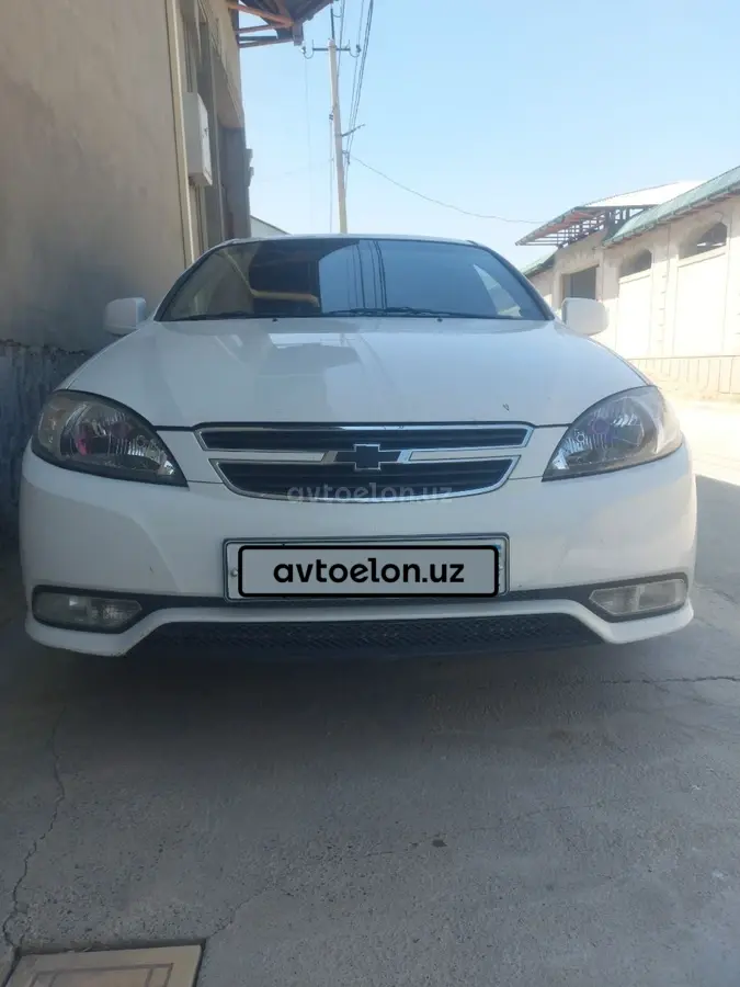 Chevrolet Gentra,  2 позиция