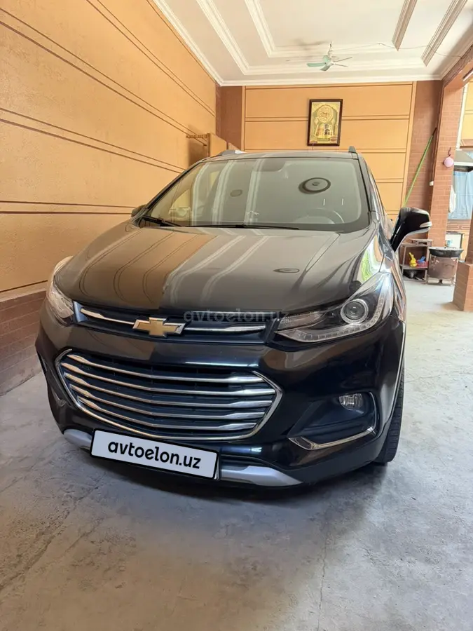 Chevrolet Tracker,  1 позиция