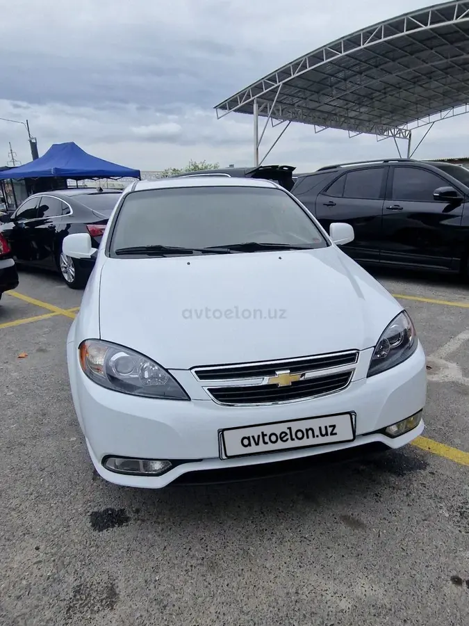 Chevrolet Gentra,  3 позиция