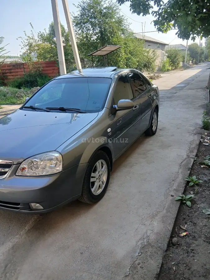 Chevrolet Lacetti,  3 позиция