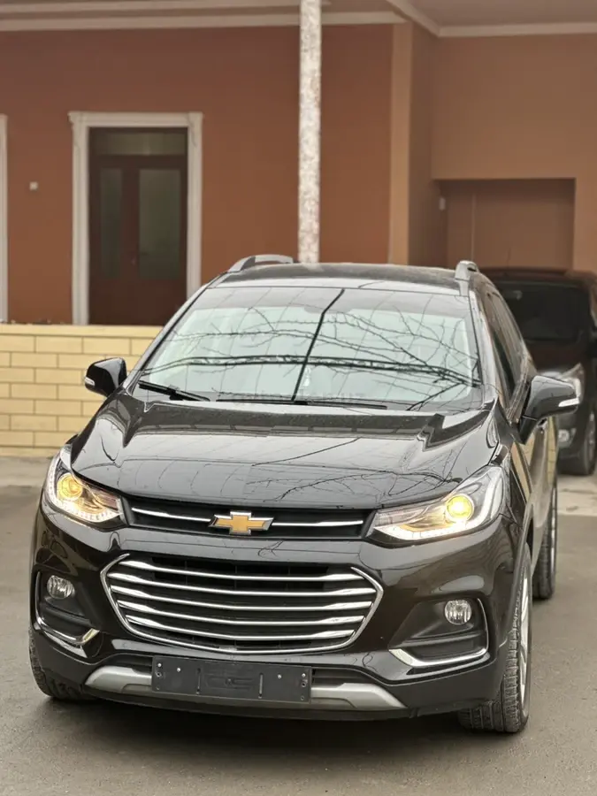Chevrolet Tracker,  3 позиция