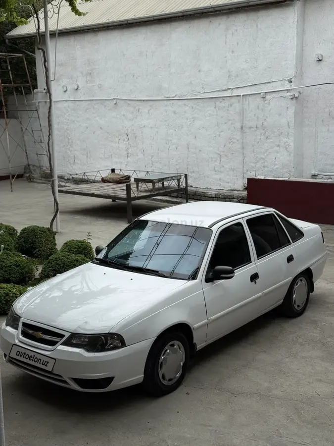 Chevrolet Nexia 2,  2 позиция DOHC