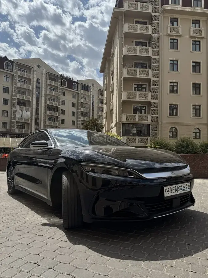 BYD Han EV