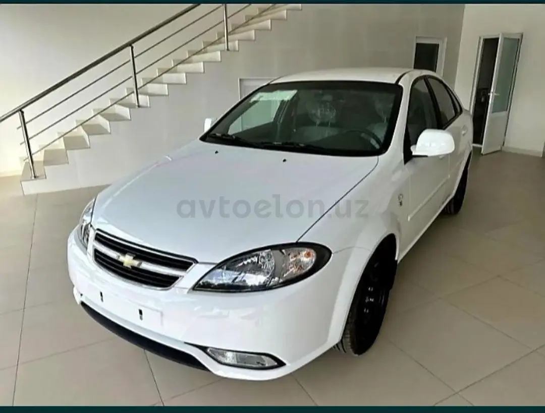 Chevrolet Gentra,  2 позиция