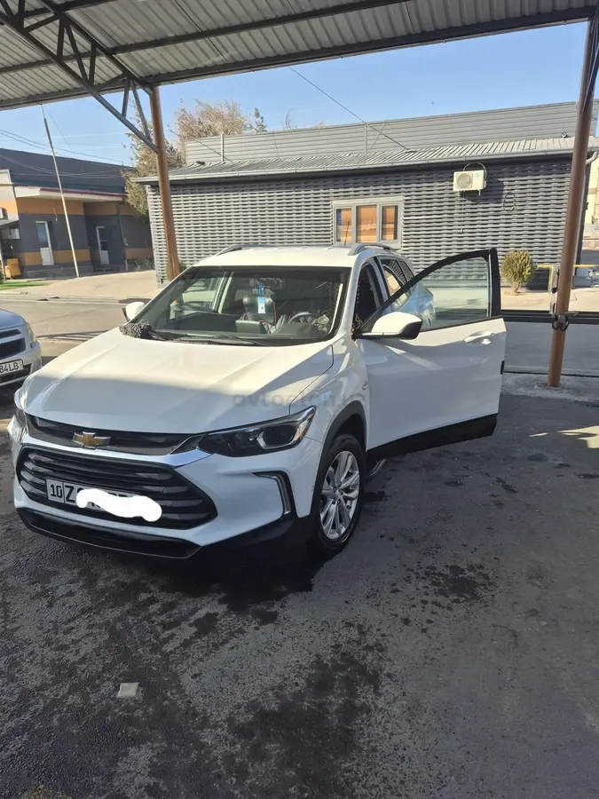 Chevrolet Tracker,  2 позиция