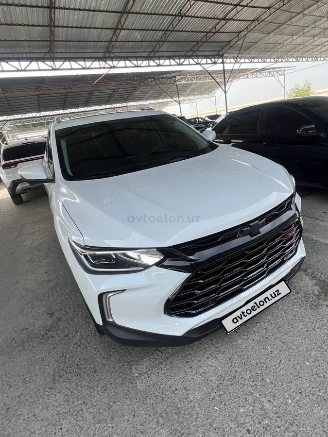 Chevrolet Tracker 2