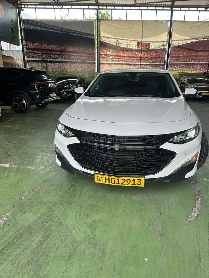 Chevrolet Malibu 2