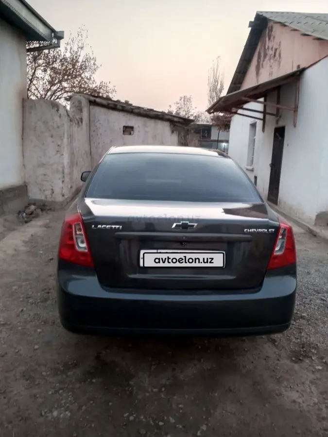 Chevrolet Gentra,  2 позиция