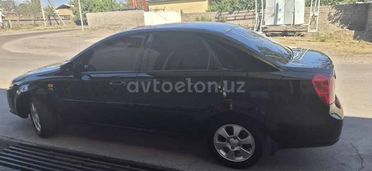 Chevrolet Gentra,  3 позиция