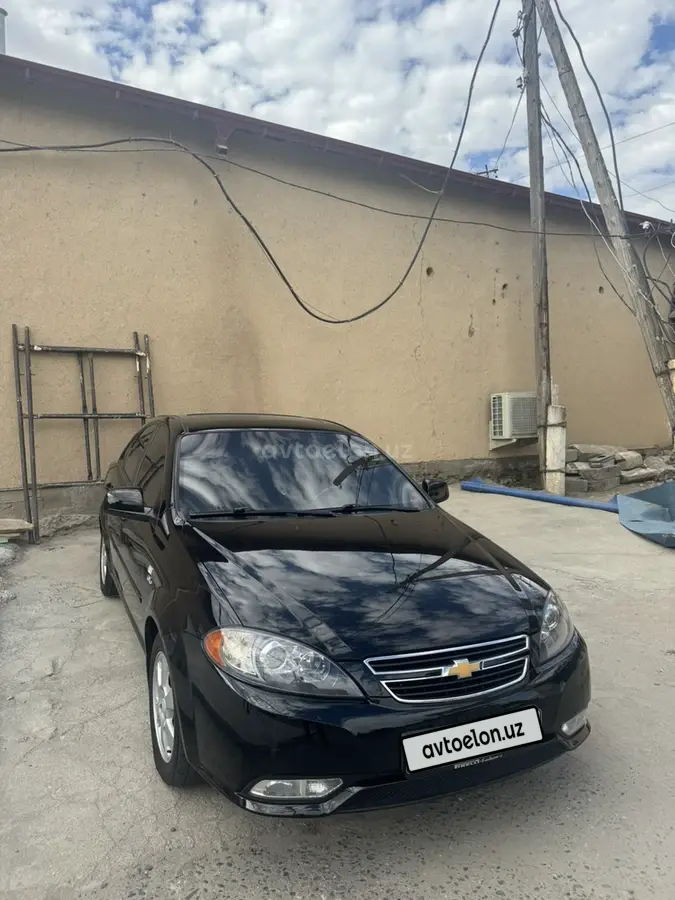 Chevrolet Gentra,  3 позиция