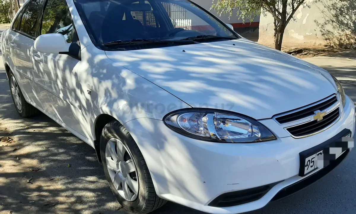 Chevrolet Gentra,  1 позиция