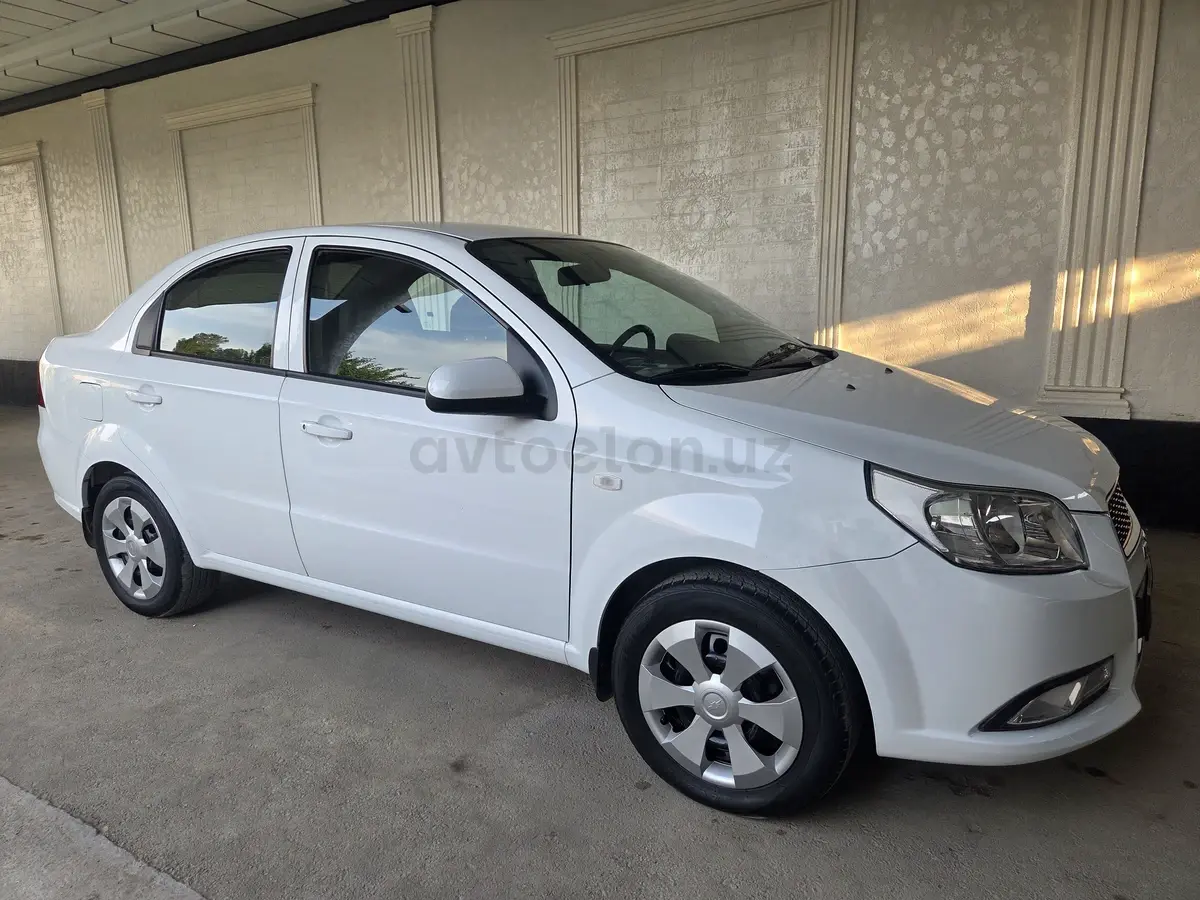 Chevrolet Nexia 3,  2 позиция