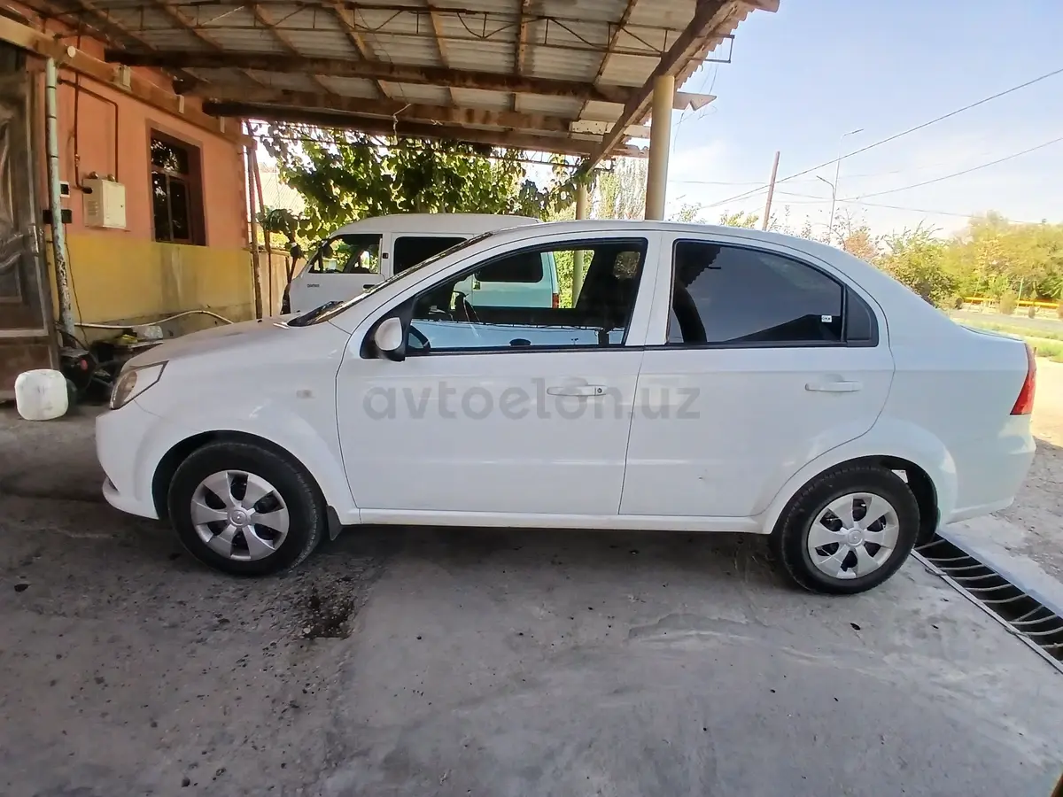 Chevrolet Nexia 3,  2 позиция