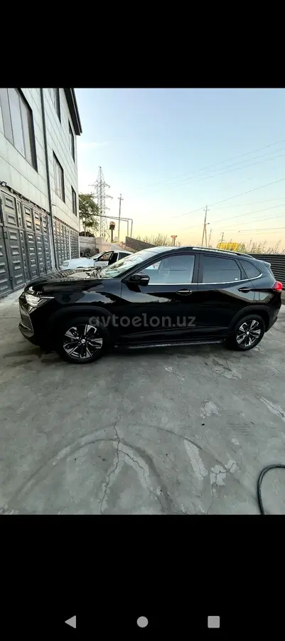 Chevrolet Tracker 2