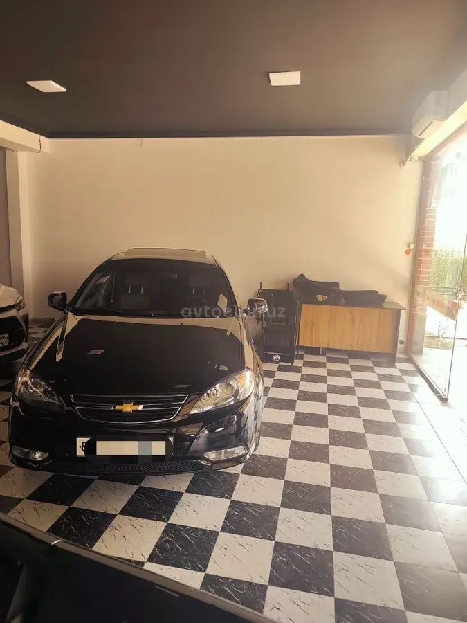 Chevrolet Gentra,  3 позиция