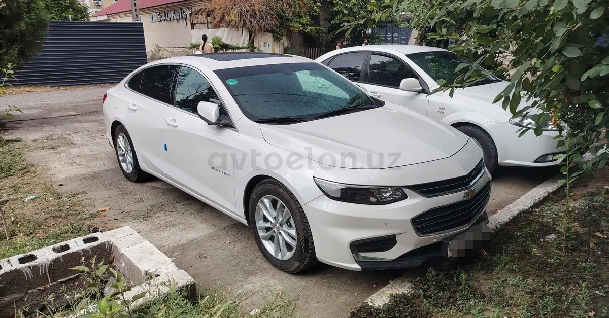 Chevrolet Malibu 2