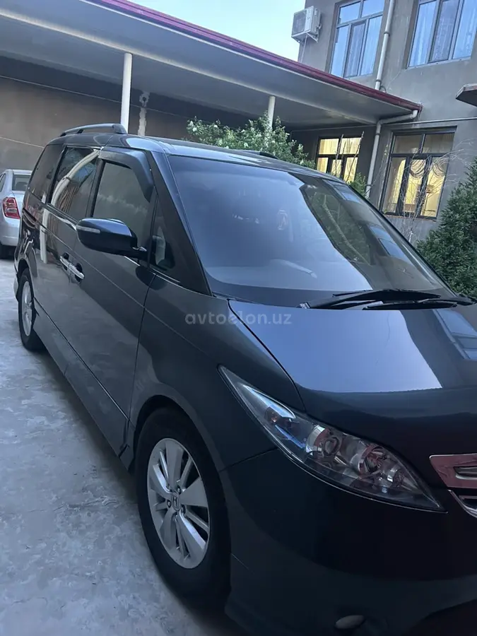 Honda Elysion
