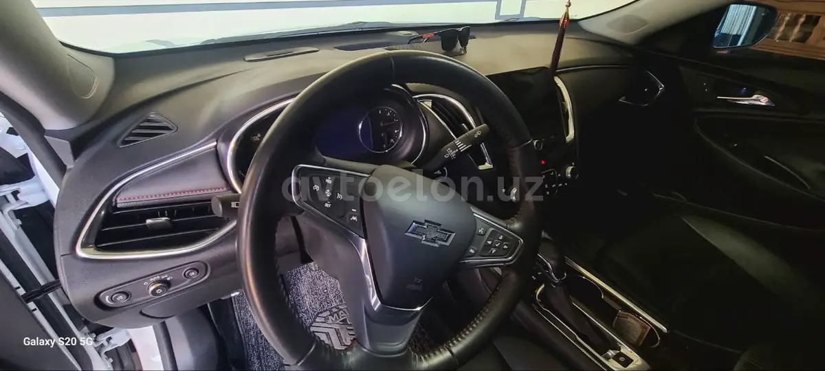 Chevrolet Malibu 2