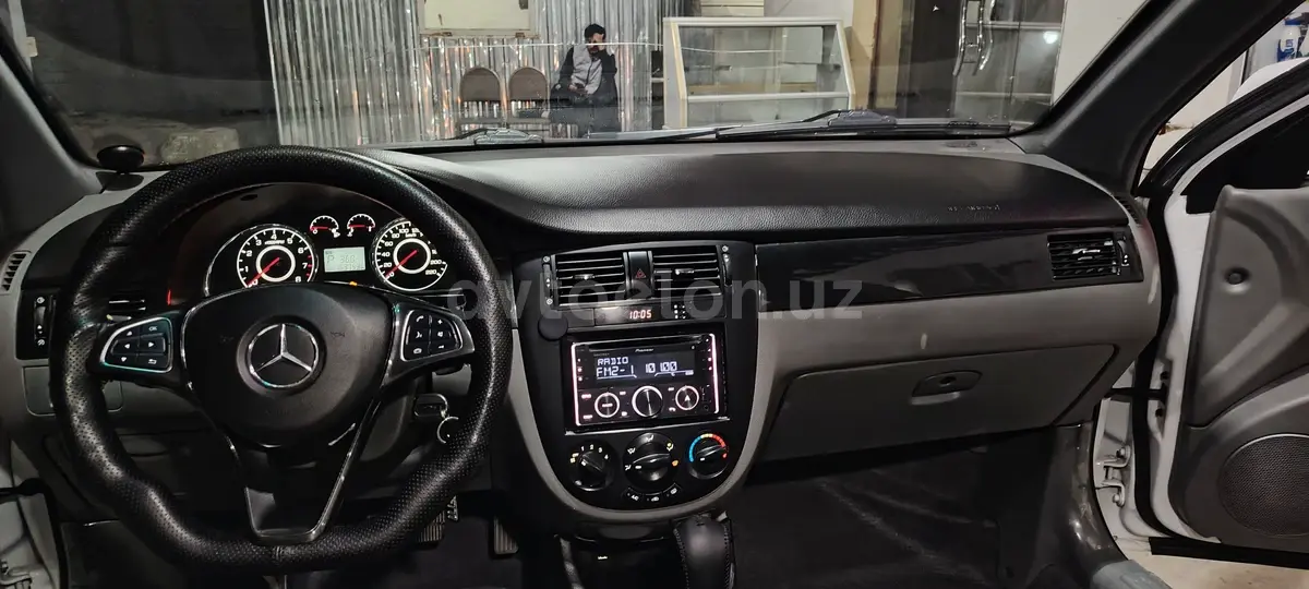Chevrolet Gentra,  3 позиция