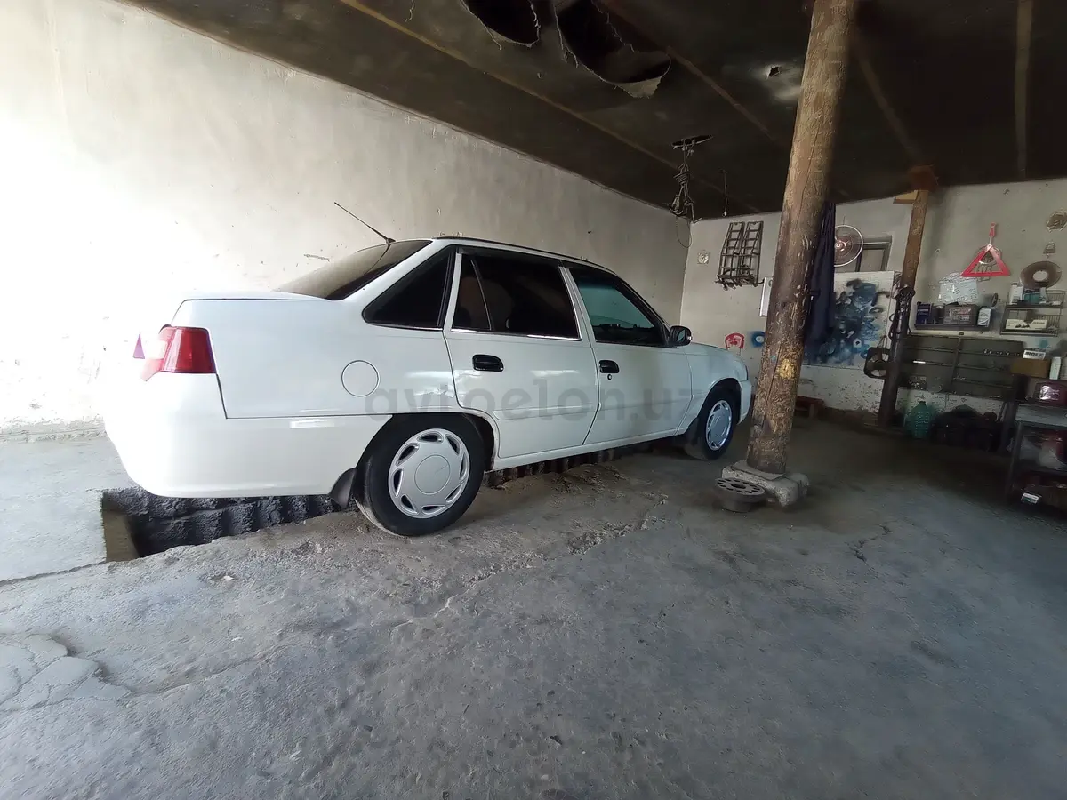 Chevrolet Nexia 2,  3 позиция DOHC