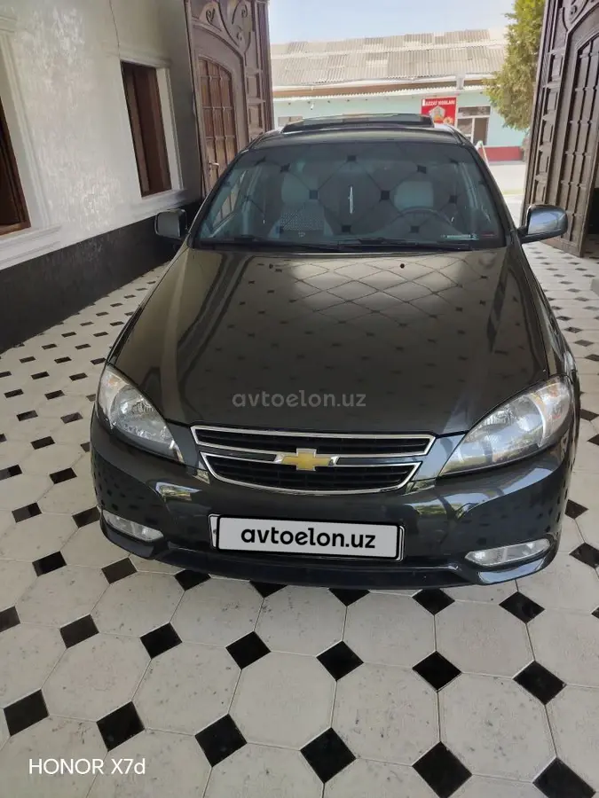 Chevrolet Gentra,  3 позиция