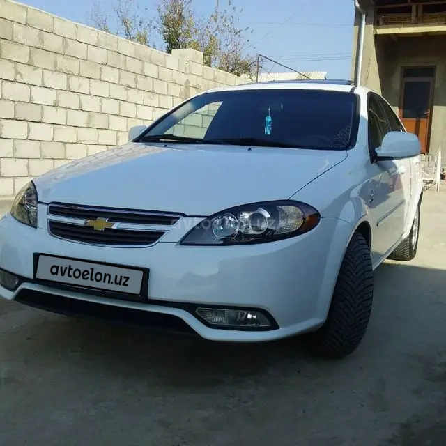 Chevrolet Gentra,  3 позиция