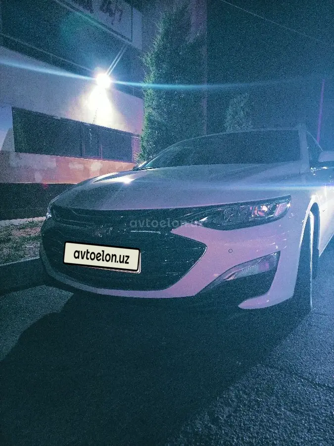 Chevrolet Malibu 2