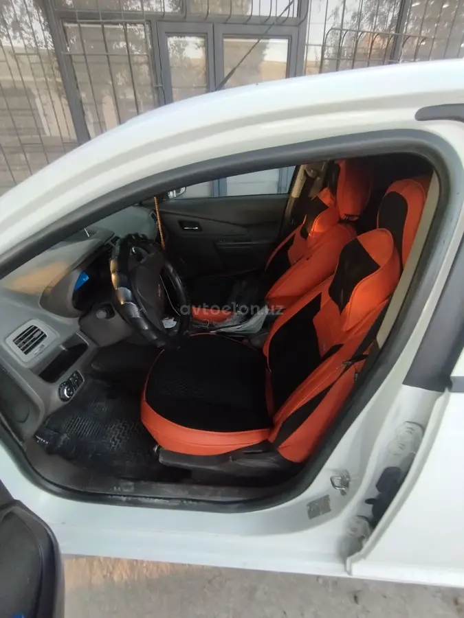 Chevrolet Cobalt,  2 позиция
