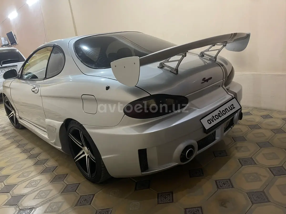 Hyundai Tiburon