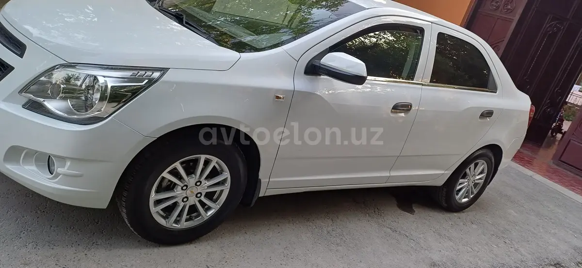 Chevrolet Cobalt,  2 позиция