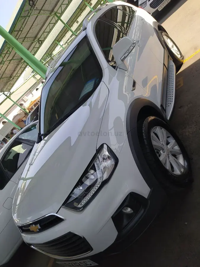 Chevrolet Captiva,  1 позиция