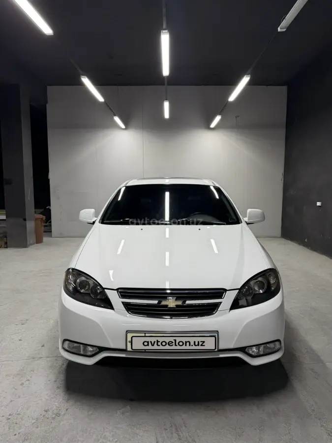 Chevrolet Gentra,  3 позиция