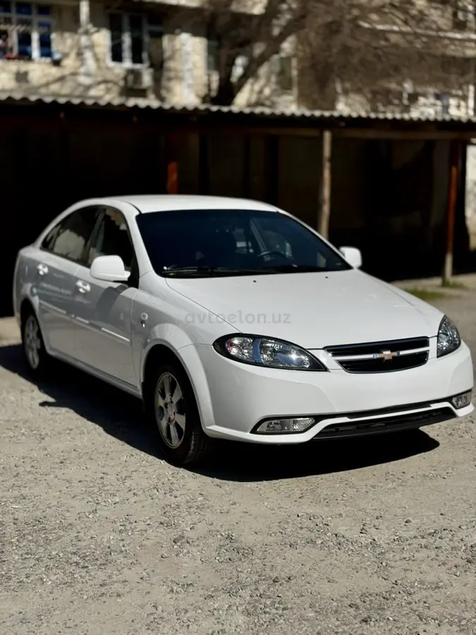 Chevrolet Gentra,  2 позиция