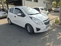 Белый Chevrolet Spark 2013 года, КПП Механика, в Фергана за 4 500 y.e. id7622818