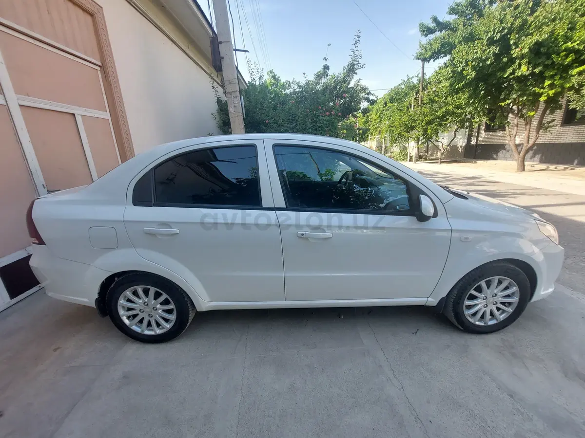 Chevrolet Nexia 3,  2 позиция